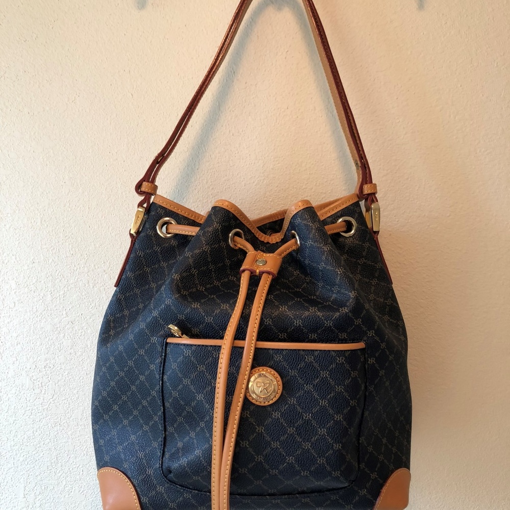 Mint Condition Rioni adustible  shoulder straps - Picture 7 of 8